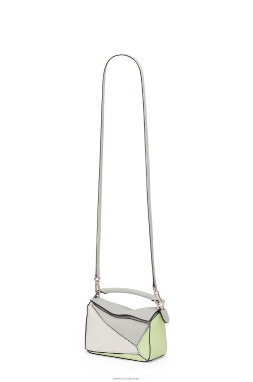 Loewe klasik dana derisinden mini yapboz çanta 02600257 kadınlar kül grisi/açık seladonlar