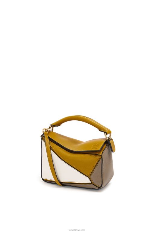 Loewe klasik dana derisinden mini yapboz çanta 02600277 kadınlar koyu sarı/yumuşak beyaz