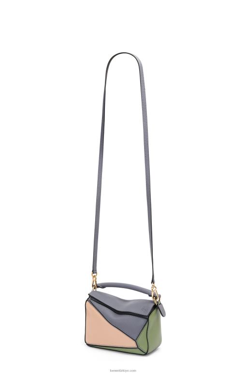 Loewe klasik dana derisinden mini yapboz çanta 02600284 kadınlar asfalt grisi/çıplak