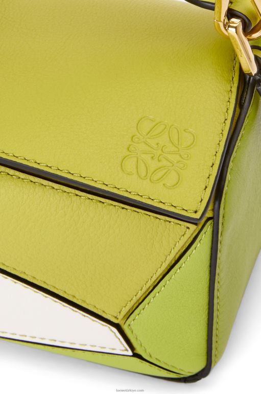 Loewe klasik dana derisinden mini yapboz çanta 02600286 kadınlar kireç sarısı/beyaz