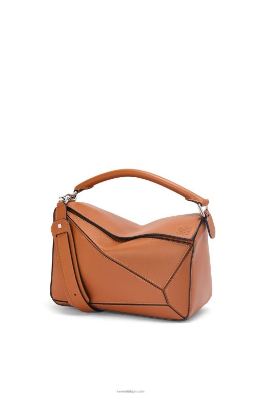 Loewe klasik dana derisinden yapboz çanta 02600487 kadınlar bronzlaşmak