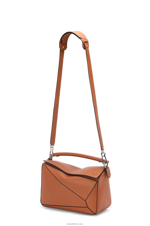 Loewe klasik dana derisinden yapboz çanta 02600487 kadınlar bronzlaşmak