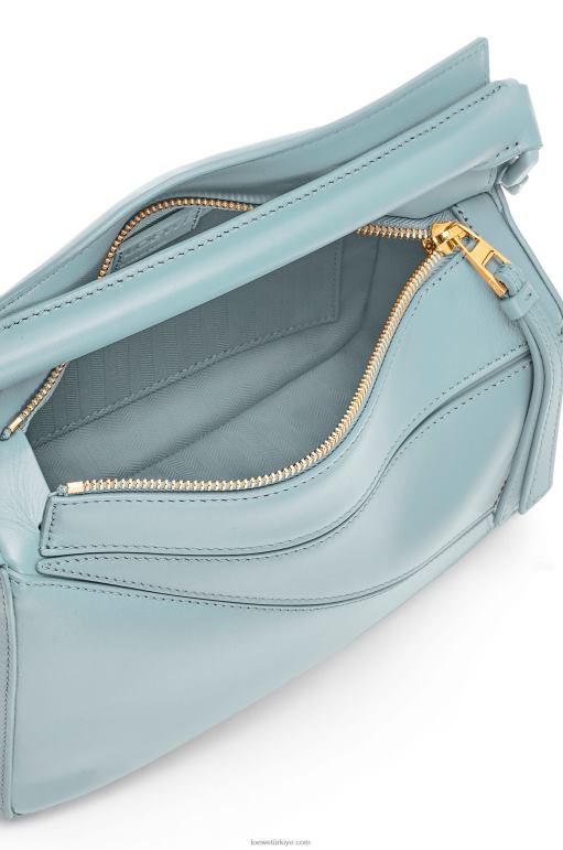 Loewe saten dana derisinden küçük yapboz çanta 02600459 kadınlar akuamarin