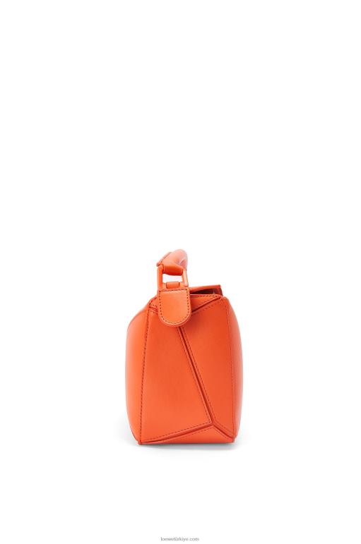 Loewe saten dana derisinden küçük yapboz çanta 02600491 kadınlar turuncu