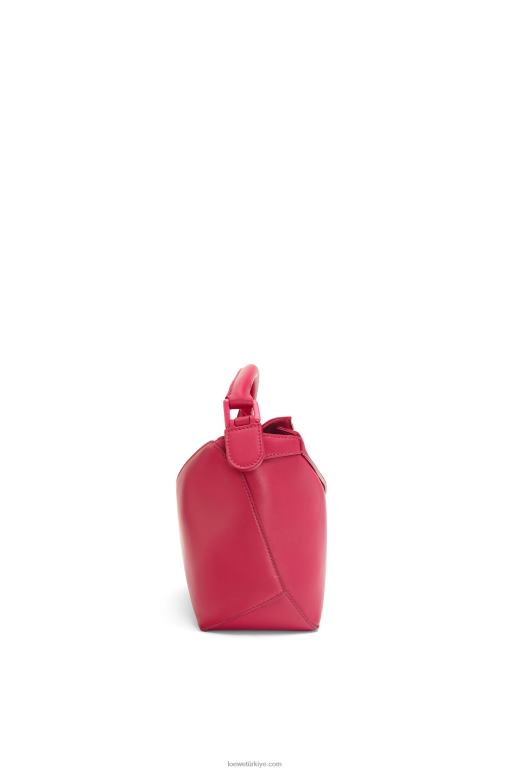 Loewe saten dana derisinden yapboz kenarlı küçük çanta 02600436 kadınlar yakut kırmızısı sır