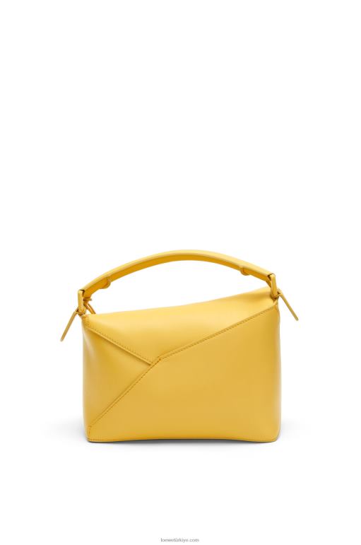 Loewe saten dana derisinden yapboz kenarlı küçük çanta 02600530 kadınlar soluk sarı sır