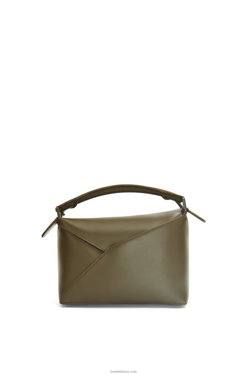 Loewe saten dana derisinden yapboz kenarlı küçük çanta 02600536 kadınlar çay tozu sır