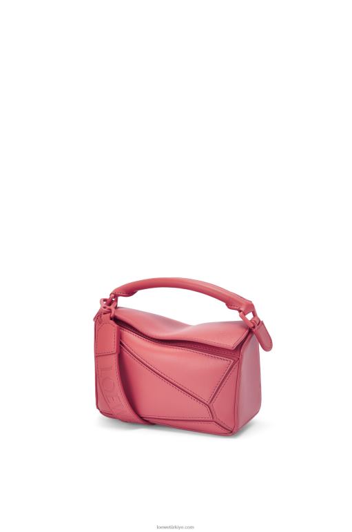 Loewe saten dana derisinden yapboz mini çanta 02600266 kadınlar erik gülü