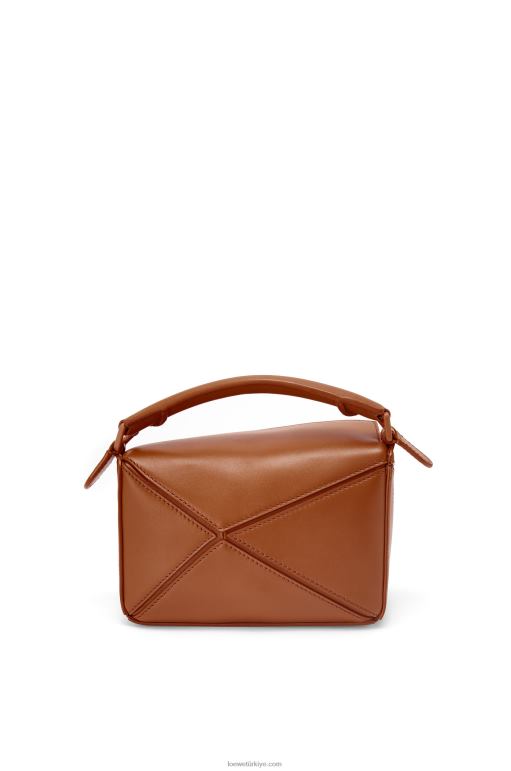 Loewe saten dana derisinden yapboz mini çanta 02600273 kadınlar ceviz