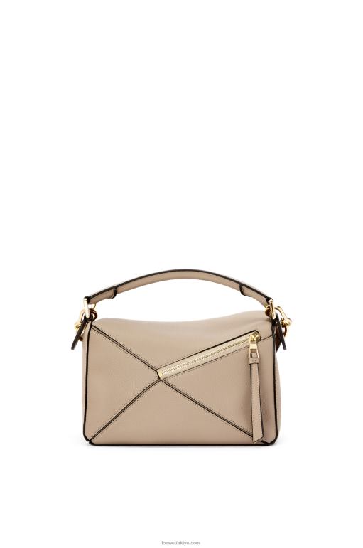 Loewe yumuşak damarlı dana derisinden küçük yapboz çanta 02600397 kadınlar kum