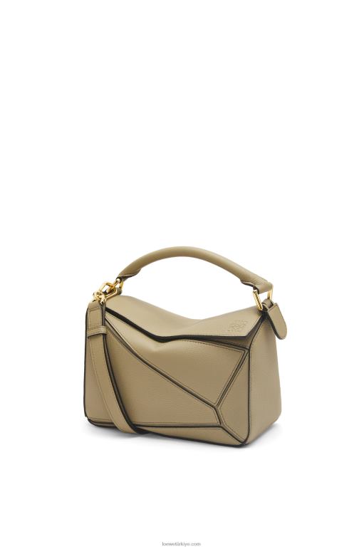 Loewe yumuşak damarlı dana derisinden küçük yapboz çanta 02600535 kadınlar enginar yeşili