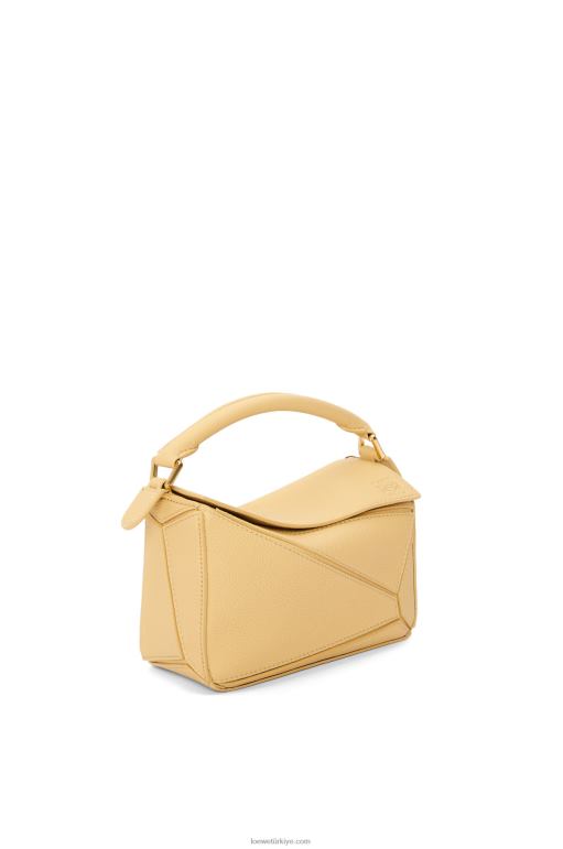 Loewe yumuşak taneli dana derisinden mini yapboz çanta 02600234 kadınlar koyu tereyağı