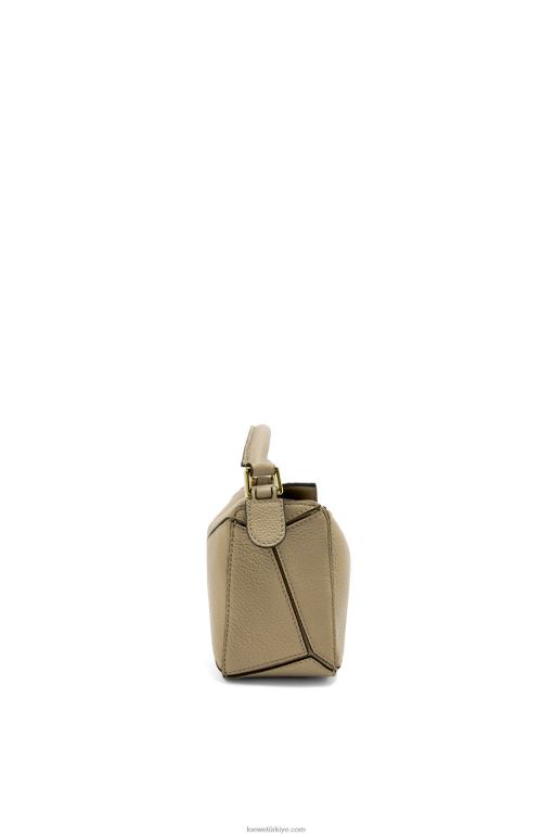 Loewe yumuşak taneli dana derisinden mini yapboz çanta 02600560 kadınlar enginar yeşili
