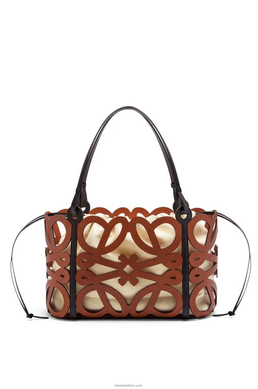 Loewe dana derisinden anagram kesme çantası 02600127 kadınlar bronzlaşmak