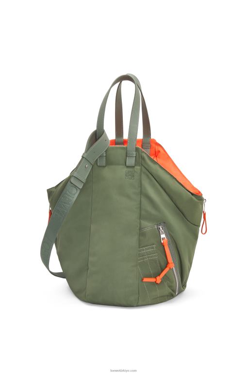 Loewe hamak taşıma çantası geri dönüşümlü naylon çanta 02600446 kadınlar eski haki