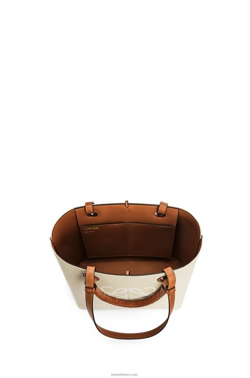 Loewe jakarlı ve dana derisinden küçük anagram tote çanta 02600121 kadınlar ekru/ten rengi