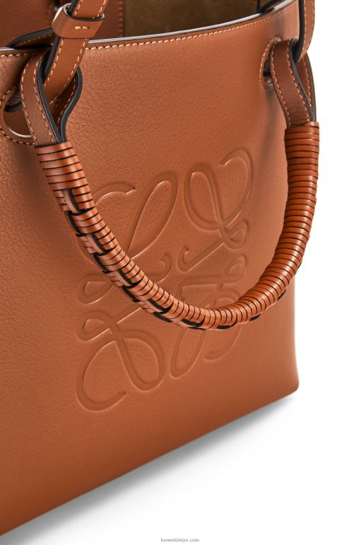 Loewe klasik dana derisinden küçük anagram tote çanta 02600124 kadınlar bronzlaşmak