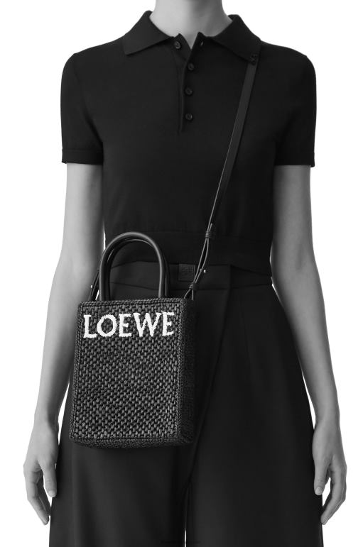 Loewe rafyada standart a5 tote çanta 0260074 kadınlar doğal/siyah