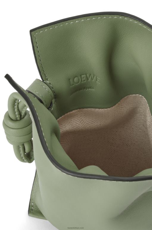 Loewe Nappa dana derisinde flamenko cebi 02600293 kadınlar biberiye