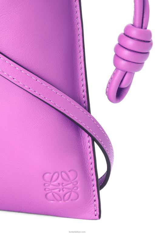 Loewe Nappa dana derisinde flamenko cebi 02600295 kadınlar parlak mor