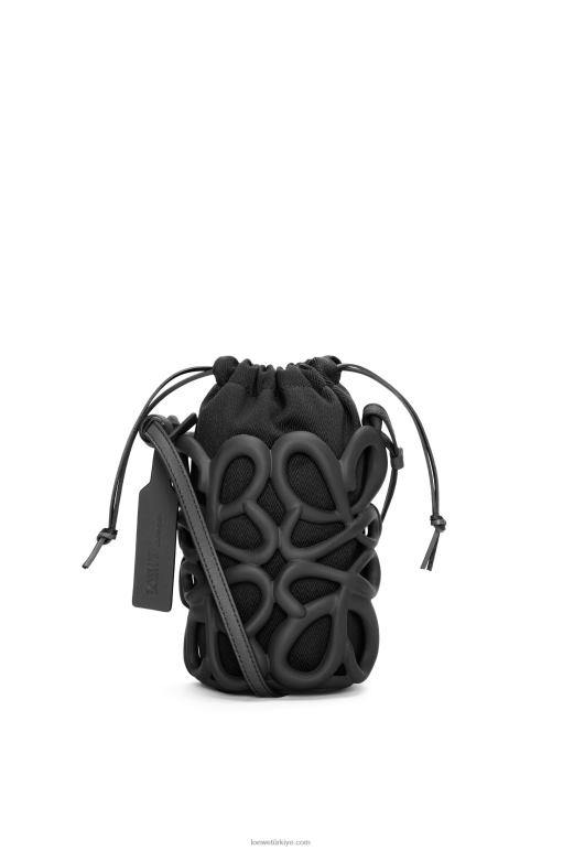 Loewe hafif köpük kauçukta anagram şişirilmiş cep 02600578 kadınlar siyah