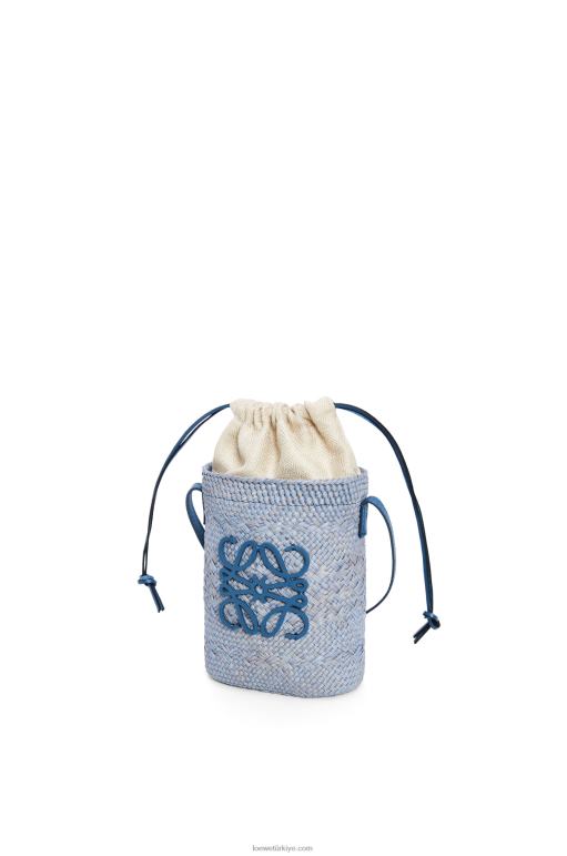 Loewe iraca avuç içi ve dana derisinden kare cep 02600318 kadınlar kot mavisi