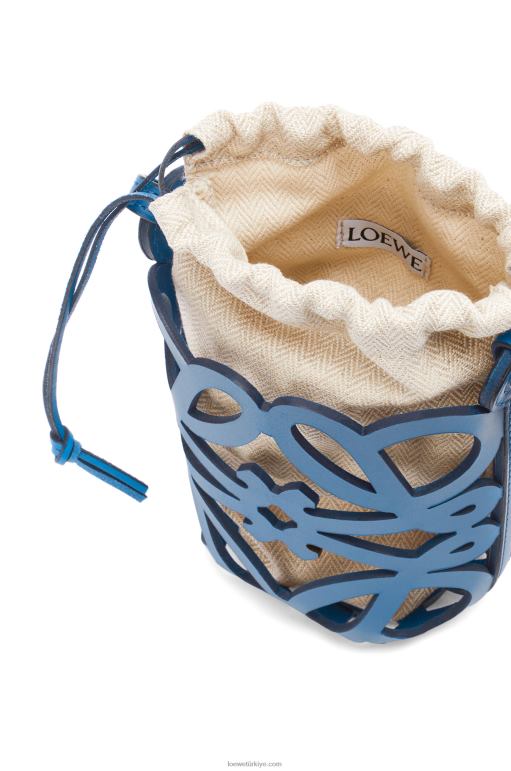 Loewe klasik dana derisi ve kanvas anagram cep 02600225 kadınlar üniversite mavisi