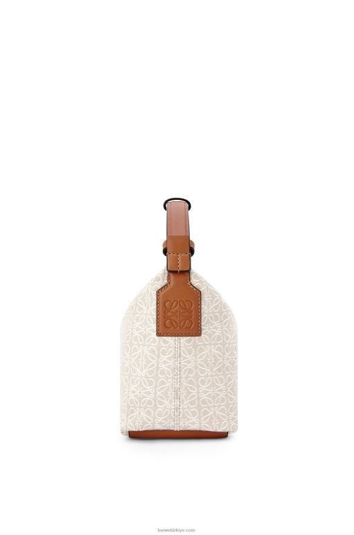 Loewe anagram jakarlı ve dana derisinden küçük cubi çanta 02600463 kadınlar ekru/ten rengi