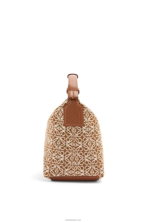 Loewe anagram jakarlı ve dana derisinden küçük cubi çanta 02600504 kadınlar bronzluk / ceviz
