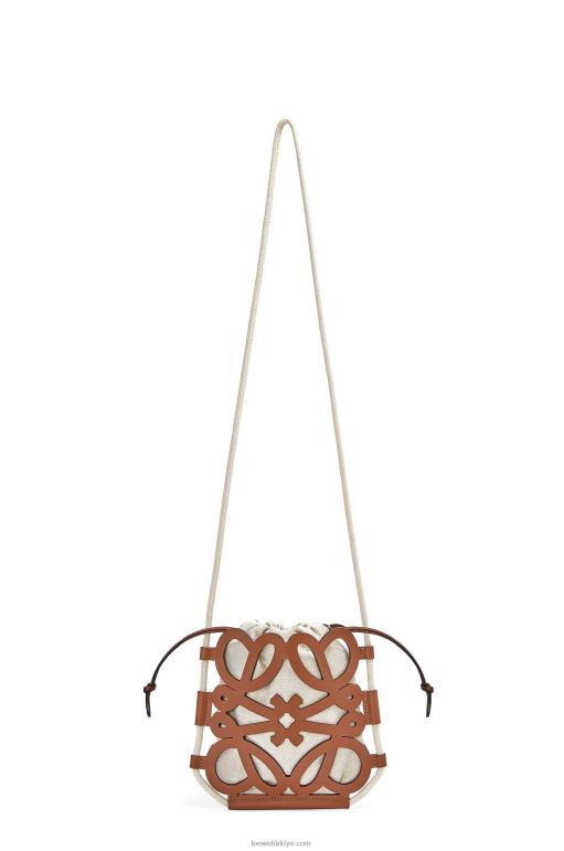 Loewe klasik dana derisi ve kanvas anagram kesim çapraz askı 02600327 kadınlar ten rengi/ekru