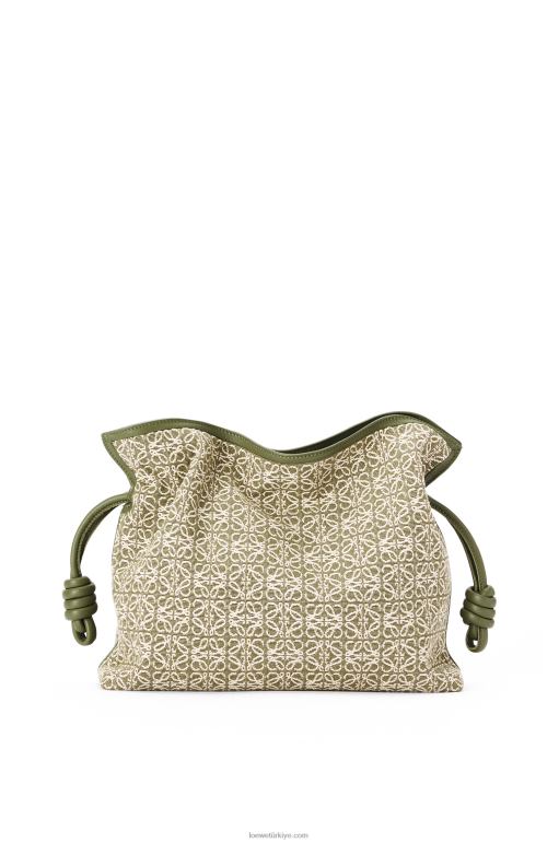 Loewe anagram jakarlı ve dana derisinden flamenko debriyajı 02600607 kadınlar yeşil/avokado yeşili