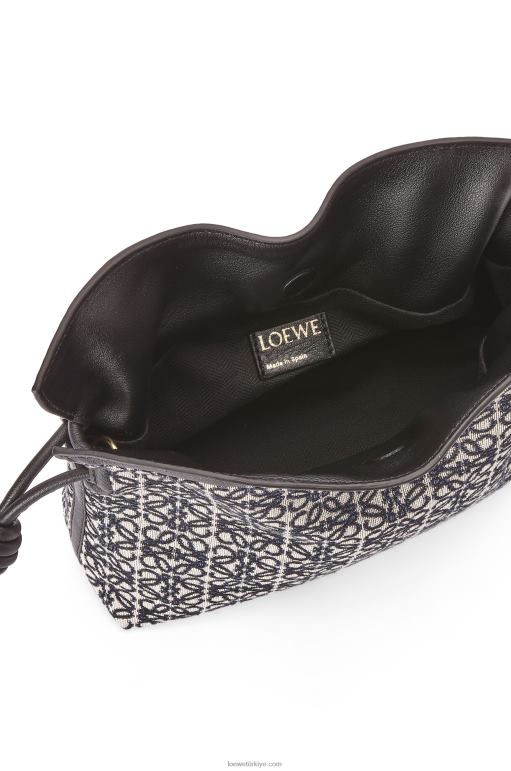 Loewe anagram jakarlı ve dana derisinden mini flamenko debriyajı 02600292 kadınlar lacivert/siyah