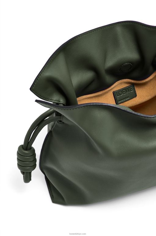 Loewe napa dana derisinden flamenko debriyajı 02600428 kadınlar eski haki