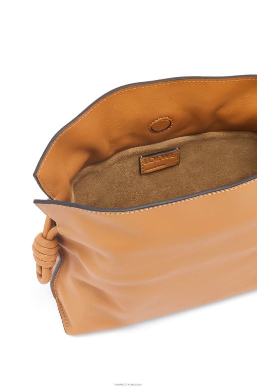 Loewe napa dana derisinden mini flamenko debriyajı 02600216 kadınlar sıcak çöl