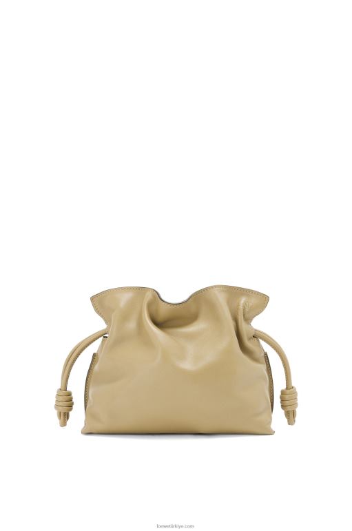 Loewe napa dana derisinden mini flamenko debriyajı 02600217 kadınlar kil yeşili