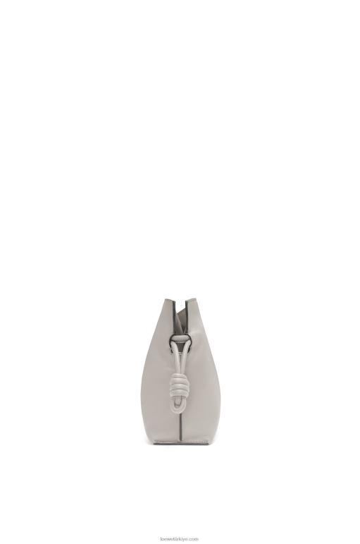 Loewe napa dana derisinden mini flamenko debriyajı 02600236 kadınlar hayalet
