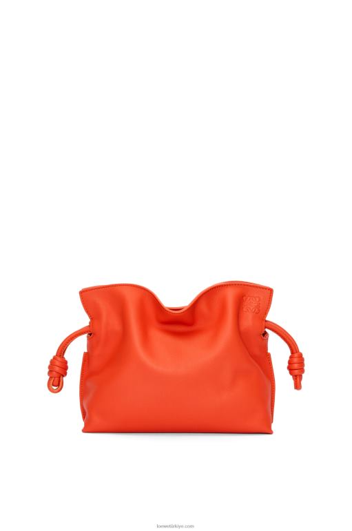 Loewe napa dana derisinden mini flamenko debriyajı 02600320 kadınlar gündoğumu turuncu