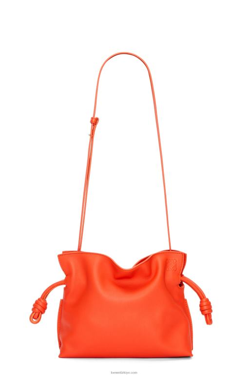 Loewe napa dana derisinden mini flamenko debriyajı 02600320 kadınlar gündoğumu turuncu