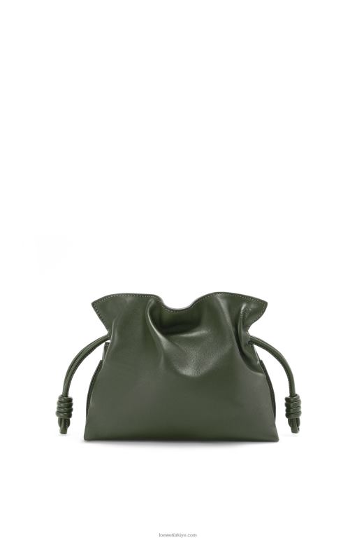 Loewe napa dana derisinden mini flamenko debriyajı 02600553 kadınlar eski haki