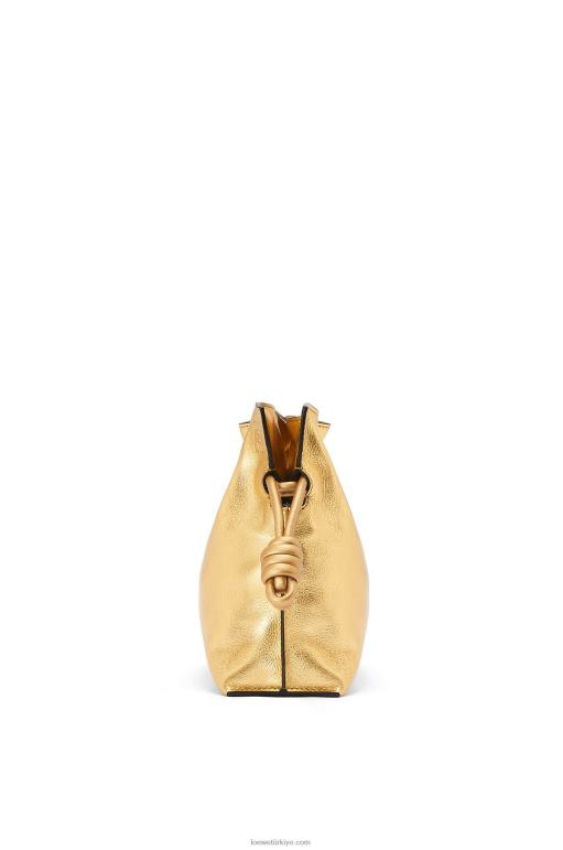 Loewe zincirli napa dana derisinden mini flamenko debriyajı 02600333 kadınlar altın