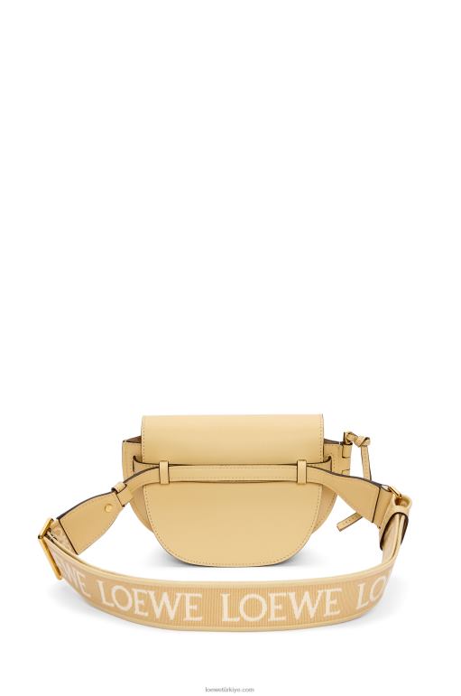 Loewe Yumuşak dana derisi ve jakarlı mini kapı ikili çanta 02600209 kadınlar tereyağı