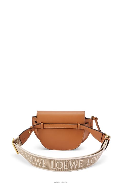 Loewe Yumuşak dana derisi ve jakarlı mini kapı ikili çanta 02600215 kadınlar bronzlaşmak
