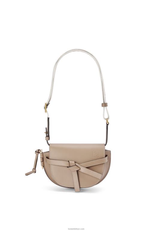 Loewe Yumuşak dana derisi ve jakarlı mini kapı ikili çanta 02600218 kadınlar kum