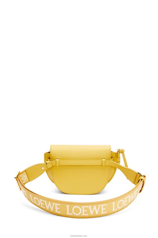 Loewe Yumuşak dana derisi ve jakarlı mini kapı ikili çanta 02600262 kadınlar koyu sarı