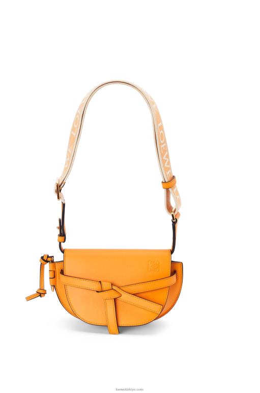 Loewe Yumuşak dana derisi ve jakarlı mini kapı ikili çanta 02600275 kadınlar mandalina