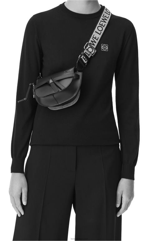 Loewe Yumuşak dana derisi ve jakarlı mini kapı ikili çanta 02600319 kadınlar çikolata