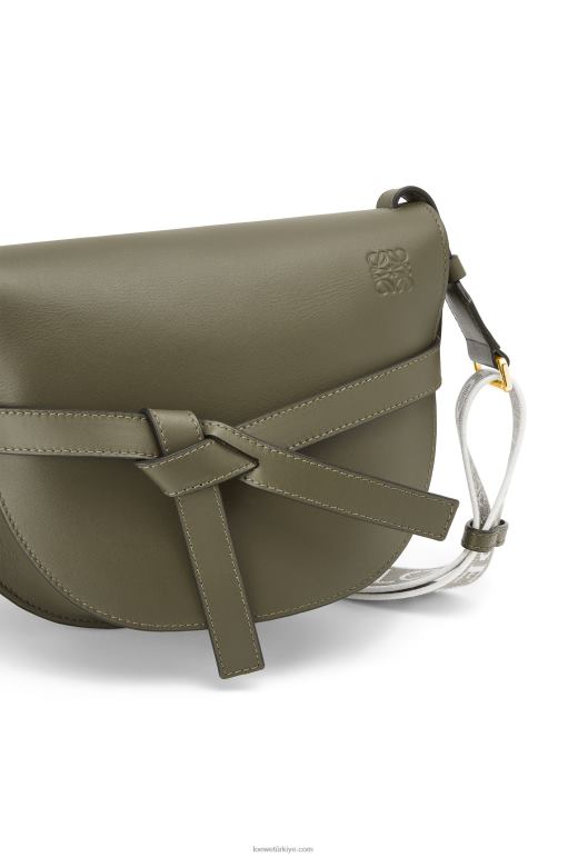 Loewe yumuşak dana derisi ve jakarlı küçük kapı çantası 02600256 kadınlar sonbahar yeşili