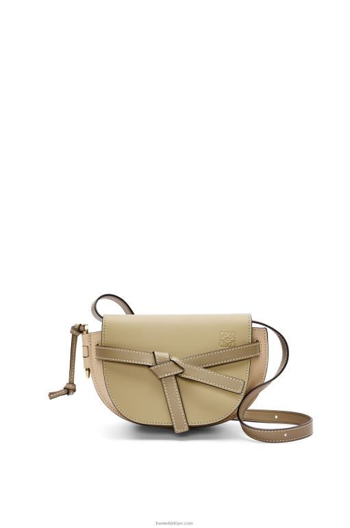Loewe yumuşak dana derisinden mini kapı ikili çanta 02600240 kadınlar kil yeşili/tozlu bej