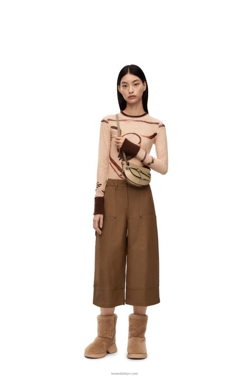 Loewe yumuşak dana derisinden mini kapı ikili çanta 02600240 kadınlar kil yeşili/tozlu bej