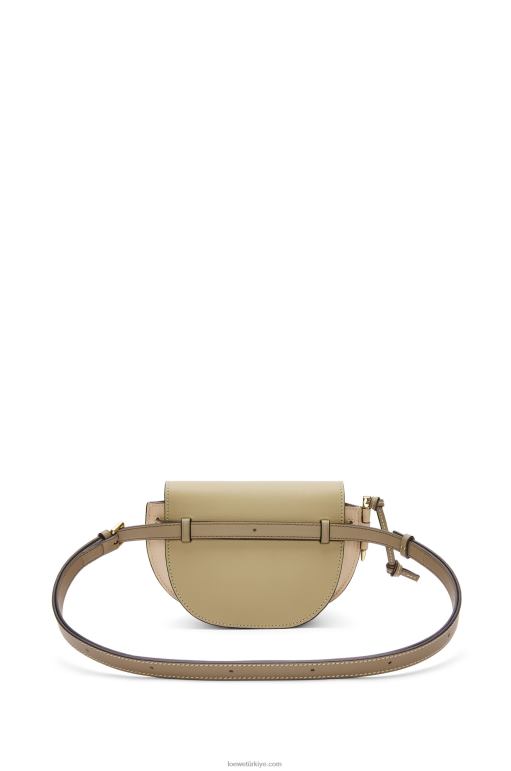 Loewe yumuşak dana derisinden mini kapı ikili çanta 02600240 kadınlar kil yeşili/tozlu bej